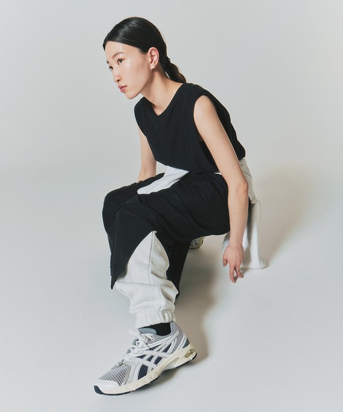 ASICS（アシックス）の「GEL-DS TRAINER 14 / ゲルディーエス トレーナー 14（スニーカー・メンズ・ホワイト×シルバー・23.5/25/27.5/29/26/29.5/24/25.5/28/26.5/24.5/30.5/27/28.5/23）」の21枚目の写真