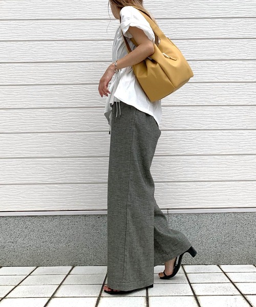 Q(キュー)の「ウエストギャザーデザインプルオーバー(Tシャツ/カットソー・レディース・アイボリー/ブラック・MEDIUM)」の20枚目の写真