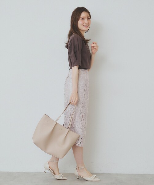 index（インデックス）の「《10色展開/XS-LLサイズ》コットンスムースタックスリーブトップス【UV/接触冷感/洗濯機洗い可】（Tシャツ/カットソー・レディース・サックスブルー/ブラック系7/ブラウン系その他5/オフホワイト/ナチュラル/ホワイト系5/ライトイエロー系/ネイビー/チャコール/ピンク系1・34/36/38/40/42）」の14枚目の写真