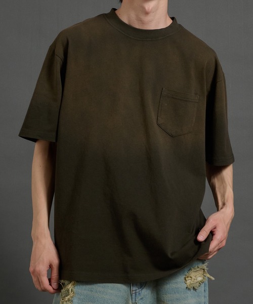 Perushu(ペルーシュ)の「ヴィンテージライクフェードポケットTシャツ(Tシャツ/カットソー・メンズ・ダークグレー/ボルドー/ブラウン/ブラック・MEDIUM/LARGE)」の3枚目の写真