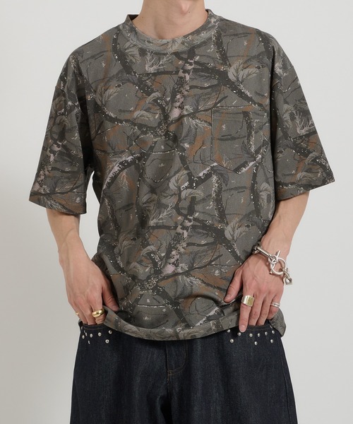 Perushu(ペルーシュ)の「ヴィンテージライクフェードポケットTシャツ(Tシャツ/カットソー・メンズ・ダークグレー/ボルドー/ブラウン/ブラック・MEDIUM/LARGE)」の2枚目の写真