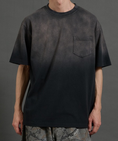 Perushu(ペルーシュ)の「ヴィンテージライクフェードポケットTシャツ(Tシャツ/カットソー・メンズ・ダークグレー/ボルドー/ブラウン/ブラック・MEDIUM/LARGE)」の1枚目の写真