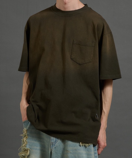 Perushu(ペルーシュ)の「ヴィンテージライクフェードポケットTシャツ(Tシャツ/カットソー・メンズ・ダークグレー/ボルドー/ブラウン/ブラック・MEDIUM/LARGE)」の17枚目の写真