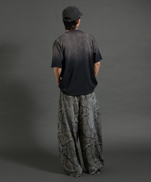 Perushu(ペルーシュ)の「ヴィンテージライクフェードポケットTシャツ(Tシャツ/カットソー・メンズ・ダークグレー/ボルドー/ブラウン/ブラック・MEDIUM/LARGE)」の13枚目の写真