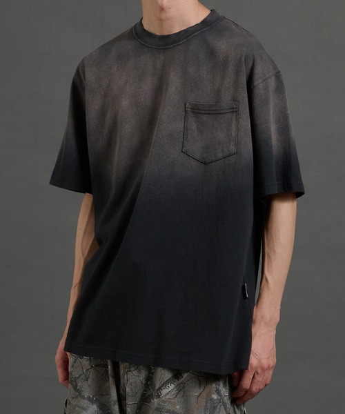 Perushu(ペルーシュ)の「ヴィンテージライクフェードポケットTシャツ(Tシャツ/カットソー・メンズ・ダークグレー/ボルドー/ブラウン/ブラック・MEDIUM/LARGE)」の7枚目の写真