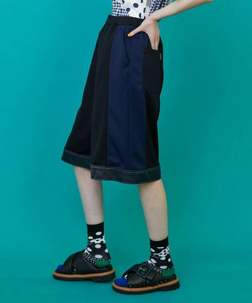 FRAPBOIS(フラボア)の「ショートジャージ パンツ(その他パンツ・レディース・ブラック系その他/グリーン系その他・1/2)」の15枚目の写真