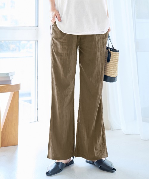 Viola e Viola(ヴィオラエヴィオラ)の「マイナス3kg見え!さらさらイージーフレアパンツ(その他パンツ・レディース・カーキ/ブラック・3L/LL/L/M)」の12枚目の写真