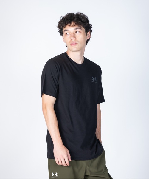 UNDER ARMOUR（アンダーアーマー）の「UAスポーツスタイル レフトチェスト ショートスリーブTシャツ（トレーニング/メンズ）（Tシャツ/カットソー・メンズ・ブラック・S/M/L/2XL/XL/3XL）」の6枚目の写真