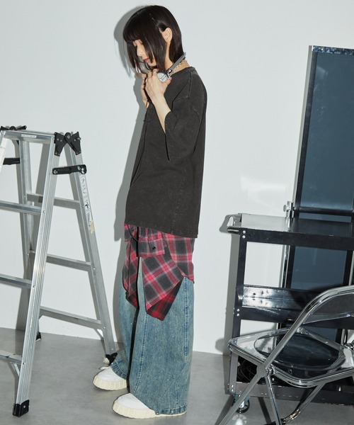 Anchor Smith(アンカー スミス)の「ヴィンテージスノーウォッシュ加工 グラフィック半袖Tシャツ(Tシャツ/カットソー・レディース・ブラック/ブラック系/ダークネイビー/ブラウン/ブラック系1・M/L)」の22枚目の写真