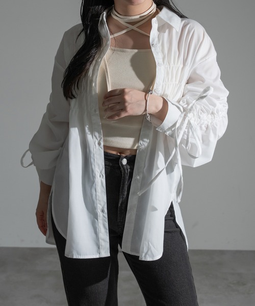 apres jour mignon（アプレジュールミニョン）の「袖ドロストシャーリングシャツ【ZOZOTOWN限定アイテム】（シャツ/ブラウス・レディース・オフホワイト/ブルー/イエロー・フリー/X-LARGE）」の4枚目の写真
