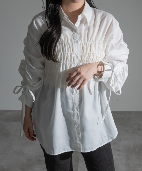 apres jour mignon（アプレジュールミニョン）の「袖ドロストシャーリングシャツ【ZOZOTOWN限定アイテム】（シャツ/ブラウス・レディース・オフホワイト/ブルー/イエロー・フリー/X-LARGE）」の8枚目の写真