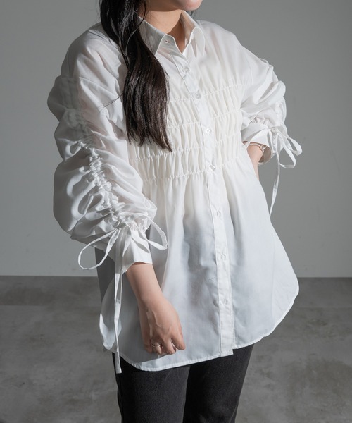 apres jour mignon（アプレジュールミニョン）の「袖ドロストシャーリングシャツ【ZOZOTOWN限定アイテム】（シャツ/ブラウス・レディース・オフホワイト/ブルー/イエロー・フリー/X-LARGE）」の11枚目の写真