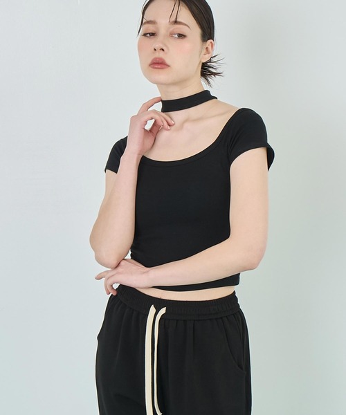 ANAP(アナップ)の「チョーカー風トップス(Tシャツ/カットソー・レディース・ホワイト/ブラウン/ブラック・FREE)」の18枚目の写真