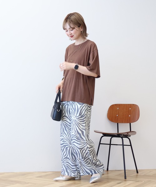 AMERICAN HOLIC(アメリカンホリック)の「シアーボックスTシャツ(Tシャツ/カットソー・レディース・ライトブルー/ブラック/オフホワイト/ブラウン・L/M)」の5枚目の写真