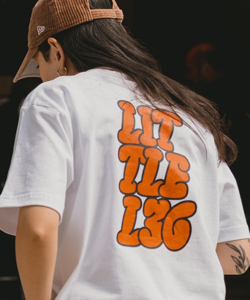 CORPUS SELECT(コーパストーキョー)の「【LITTLE36/リトル36】Graphic Design Tee / グラフィックデザイン半袖Tシャツ(Tシャツ/カットソー・メンズ・グレー系その他/ブラック/ホワイト系その他2/ホワイト/ホワイト系その他/ホワイト系その他3/アクア/ブラウン/ダークグレー/ネイビー・M/L/XL)」の2枚目の写真