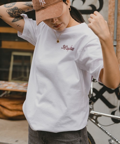 CORPUS SELECT(コーパストーキョー)の「【LITTLE36/リトル36】Graphic Design Tee / グラフィックデザイン半袖Tシャツ(Tシャツ/カットソー・メンズ・グレー系その他/ブラック/ホワイト系その他2/ホワイト/ホワイト系その他/ホワイト系その他3/アクア/ブラウン/ダークグレー/ネイビー・M/L/XL)」の22枚目の写真