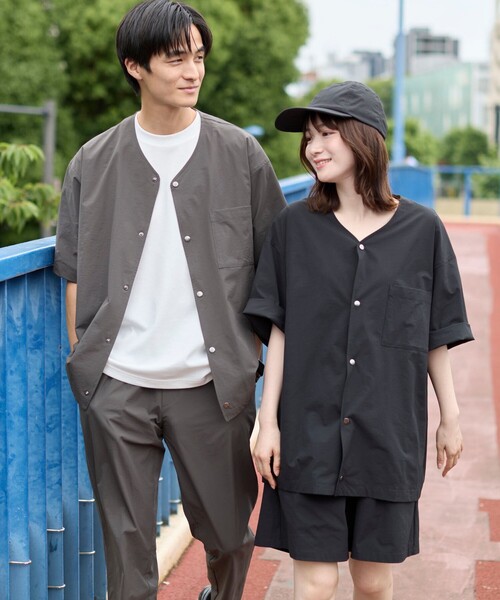 coen（コーエン）の「ハイカーテックライトウェイトノーカラーシャツ【洗濯機洗い可・２WAYストレッチ・防シワ】（シャツ/ブラウス・メンズ・ブラック/ブラウン/ダークグレー・S/M/L/XL）」の9枚目の写真