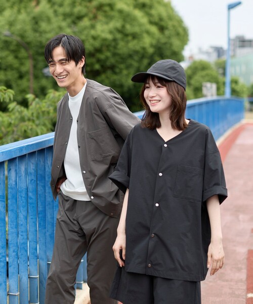 coen（コーエン）の「ハイカーテックライトウェイトノーカラーシャツ【洗濯機洗い可・２WAYストレッチ・防シワ】（シャツ/ブラウス・メンズ・ブラック/ブラウン/ダークグレー・S/M/L/XL）」の7枚目の写真