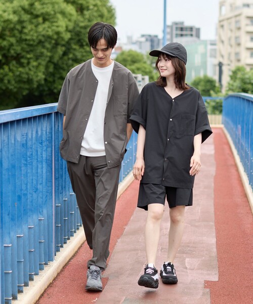 coen（コーエン）の「ハイカーテックライトウェイトノーカラーシャツ【洗濯機洗い可・２WAYストレッチ・防シワ】（シャツ/ブラウス・メンズ・ブラック/ブラウン/ダークグレー・S/M/L/XL）」の6枚目の写真