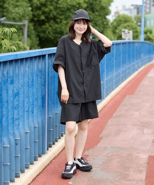 coen（コーエン）の「ハイカーテックライトウェイトノーカラーシャツ【洗濯機洗い可・２WAYストレッチ・防シワ】（シャツ/ブラウス・メンズ・ブラック/ブラウン/ダークグレー・S/M/L/XL）」の22枚目の写真