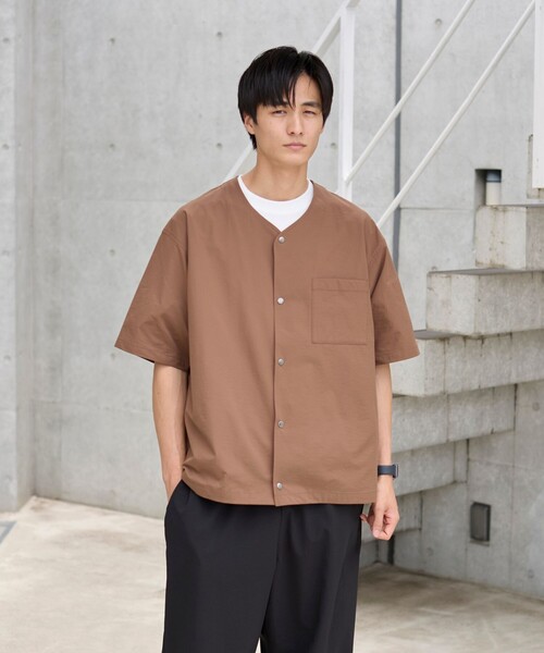 coen（コーエン）の「ハイカーテックライトウェイトノーカラーシャツ【洗濯機洗い可・２WAYストレッチ・防シワ】（シャツ/ブラウス・メンズ・ブラック/ブラウン/ダークグレー・S/M/L/XL）」の19枚目の写真