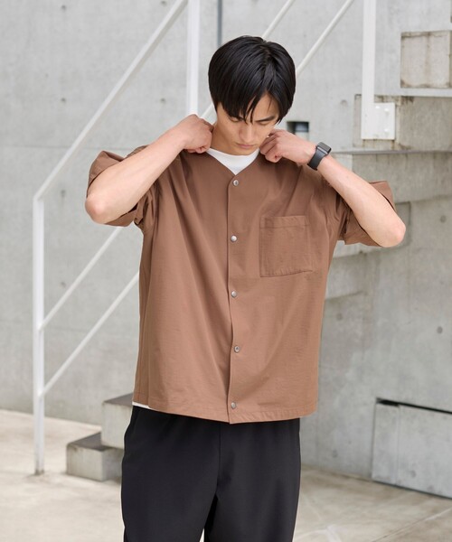 coen（コーエン）の「ハイカーテックライトウェイトノーカラーシャツ【洗濯機洗い可・２WAYストレッチ・防シワ】（シャツ/ブラウス・メンズ・ブラック/ブラウン/ダークグレー・S/M/L/XL）」の17枚目の写真