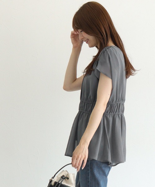 Pierrot(ピエロ)の「【機能インナー付き】ウエストシャーリングシフォンブラウス(シャツ/ブラウス・レディース・グレイッシュベージュ/ネイビー/ダークグレー/ブルー系その他/ピンク・M/L)」の19枚目の写真