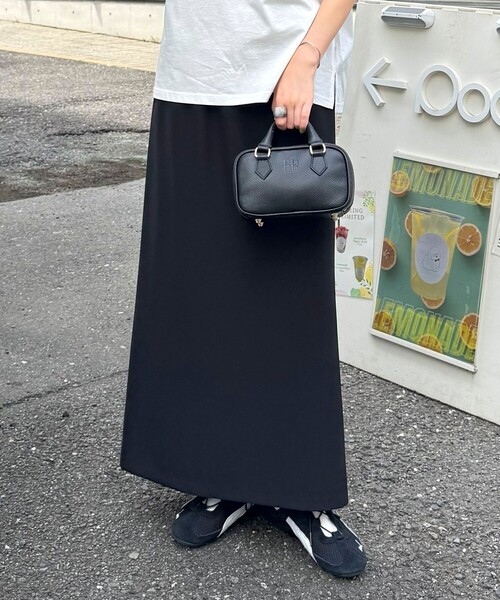 fredy emue（フレディエミュ）の「ミニマルリラックスイージースカート（スカート・レディース・ブラック/アイボリー/ブラウン・38/36）」の10枚目の写真