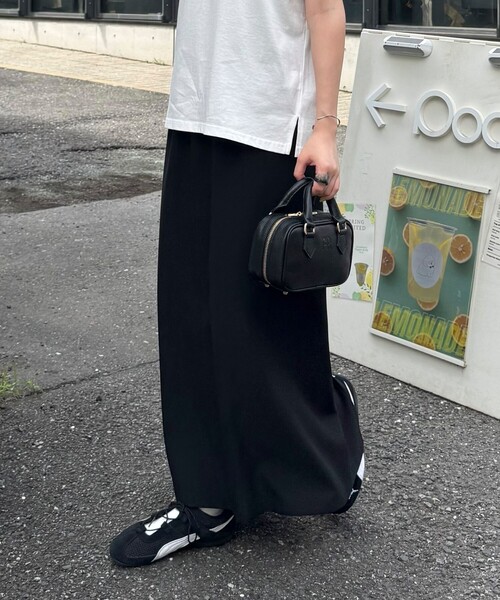 fredy emue（フレディエミュ）の「ミニマルリラックスイージースカート（スカート・レディース・ブラック/アイボリー/ブラウン・38/36）」の11枚目の写真