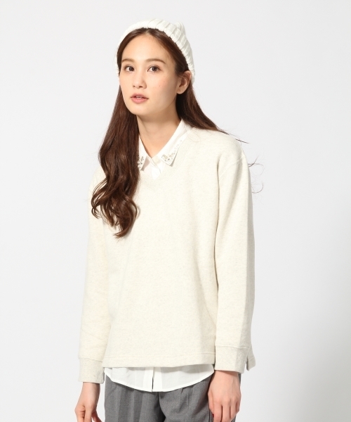 GLOBAL WORK(グローバルワーク)の「キモウウラケVネックプルオーバー長袖/707863(Tシャツ/カットソー・レディース・ネイビー/ワインレッド/オフホワイト/カーキ/ダークグレー/ブラウン・LARGE/SMALL/MEDIUM)」の2枚目の写真