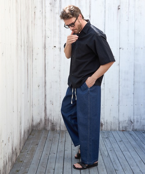paradigm(パラダイム)の「【paradigm】ライトオンスデニムイージーパンツ(デニムパンツ・メンズ・スカイブルー/ブルー・SMALL/MEDIUM/LARGE)」の4枚目の写真