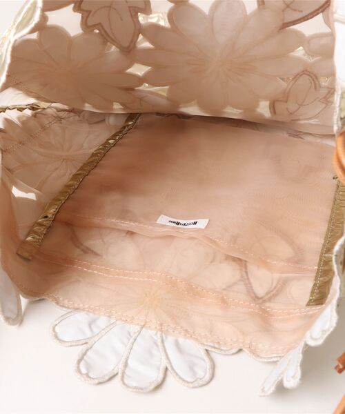 Three Four Time(スリーフォータイム)の「【Casselini】フラワートート(トートバッグ・レディース・シルバー/ゴールド・FREE)」の6枚目の写真