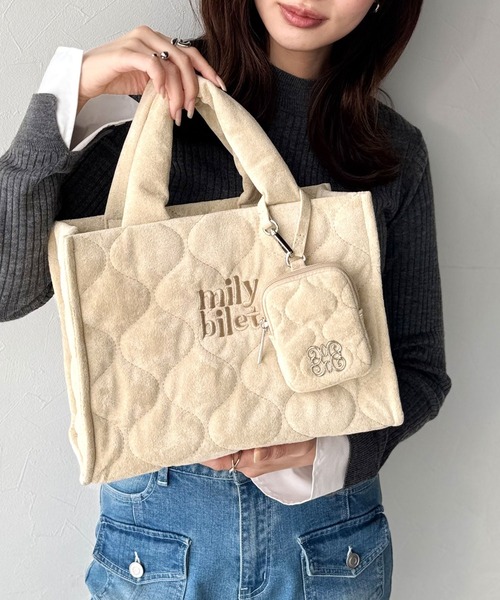 mily bilet(ミウィビレット)の「【mily bilet】ふわふわもちもちの質感が魅力のスウェードライクキルティングスクエアショルダーバッグ(ショルダーバッグ・レディース・ブラウン/チャコールグレー/ベージュ・ONE SIZE)」の16枚目の写真
