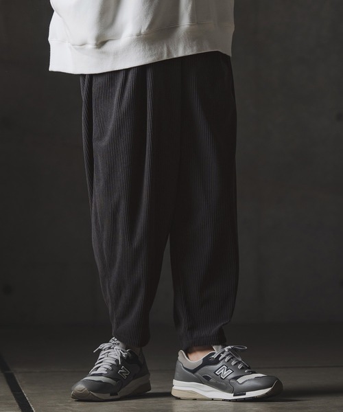 GLIMCLAP（グリムクラップ）の「mp13876-Balloon wide pants-Wide-wale corduroy fabric- バルーンパンツ（その他パンツ・メンズ・チャコール/サンドベージュ/ブラック・S/M/L）」の17枚目の写真