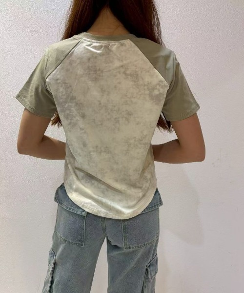 LETee(レティー)の「ラグランスリーブタイダイトップス(Tシャツ/カットソー・レディース・グレー/カーキ/ブラック・FREE)」の6枚目の写真
