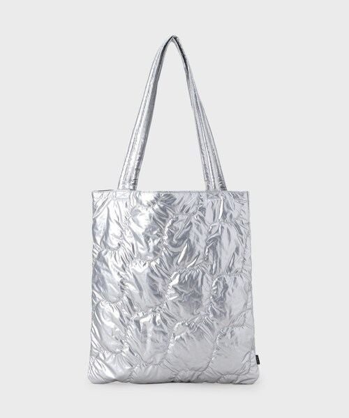 INDIVI（インディヴィ）の「【A4サイズ対応】シャイニーキルトトート（トートバッグ・レディース・ホワイト/シルバー/ブラック・00）」の17枚目の写真