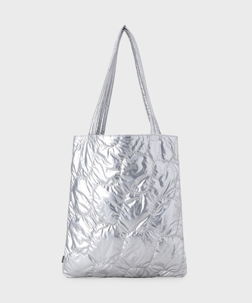 INDIVI（インディヴィ）の「【A4サイズ対応】シャイニーキルトトート（トートバッグ・レディース・ホワイト/シルバー/ブラック・00）」の19枚目の写真