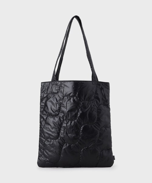 INDIVI（インディヴィ）の「【A4サイズ対応】シャイニーキルトトート（トートバッグ・レディース・ホワイト/シルバー/ブラック・00）」の14枚目の写真