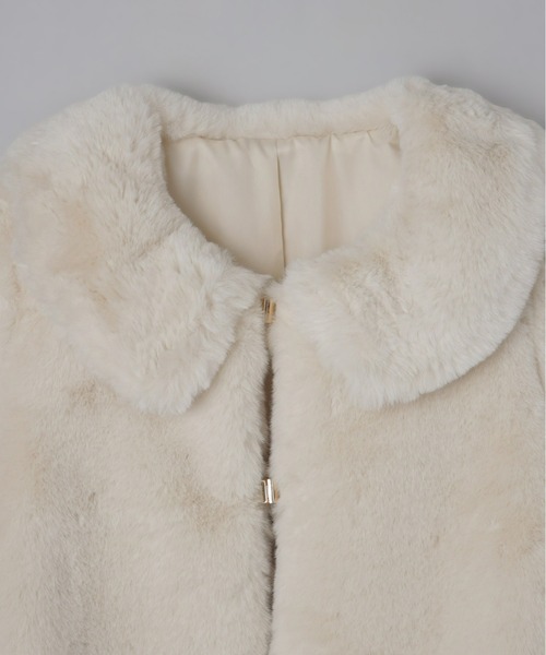 フラッフィーラウンドカラーペプラムファーコート（その他アウター