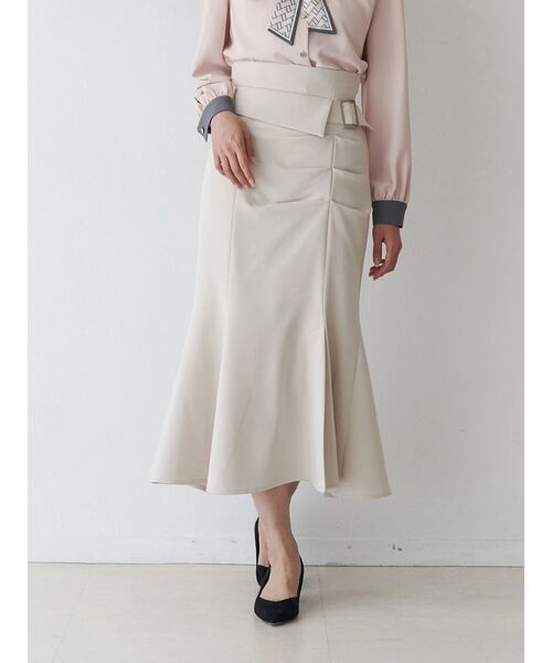 TONAL(トーナル)の「アシメベルトマーメイドスカート(スカート・レディース・ボルドー/ネイビー/ベージュ・SMALL/MEDIUM)」の1枚目の写真