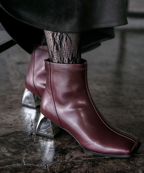 HARE（ハレ）の「アソートメタルヒールブーツ(HARE)（ブーツ・レディース・ブラック/ブラック系その他/シルバー/ボルドー・LARGE/MEDIUM）」の4枚目の写真