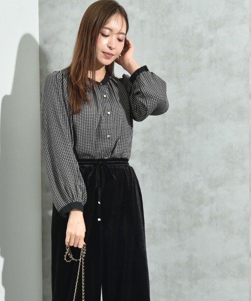 INTERPLANET（インタープラネット）の「厚地ジョーゼット千鳥柄袖２ＷＡＹブラウス（シャツ/ブラウス・レディース・オフホワイト/ベージュ・FREE）」の13枚目の写真