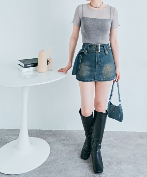 kirakiraShop(キラキラショップ)の「ラメ シアー メロウ トップス(Tシャツ/カットソー・レディース・ホワイト/ブラウン/ピンク/ベージュ/ダークグレー/シルバー/ブラック/アイボリー/ワイン・FREE)」の14枚目の写真