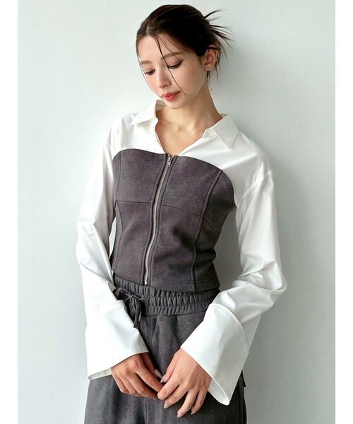 RESEXXY（リゼクシー）の「スウェットビスチェドッキングシャツ【セットアップ着用可能】（シャツ/ブラウス・レディース・チャコールグレー/ブラック/アイボリー・FREE）」の4枚目の写真