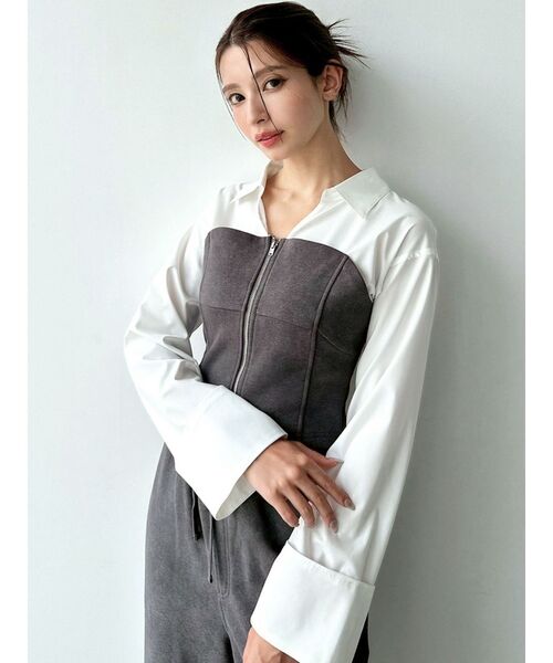 RESEXXY（リゼクシー）の「スウェットビスチェドッキングシャツ【セットアップ着用可能】（シャツ/ブラウス・レディース・チャコールグレー/ブラック/アイボリー・FREE）」の5枚目の写真