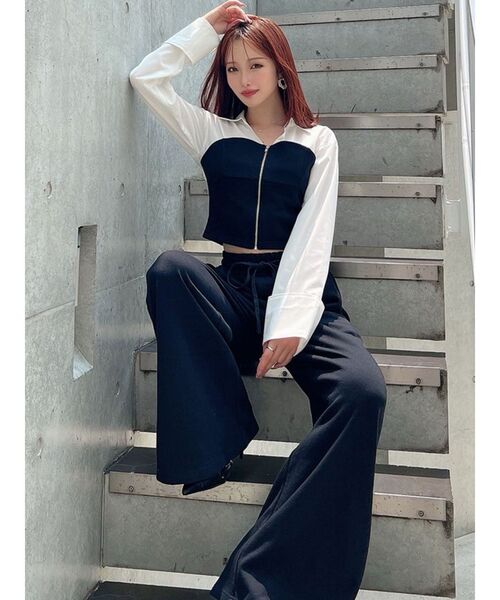 RESEXXY（リゼクシー）の「スウェットビスチェドッキングシャツ【セットアップ着用可能】（シャツ/ブラウス・レディース・チャコールグレー/ブラック/アイボリー・FREE）」の10枚目の写真