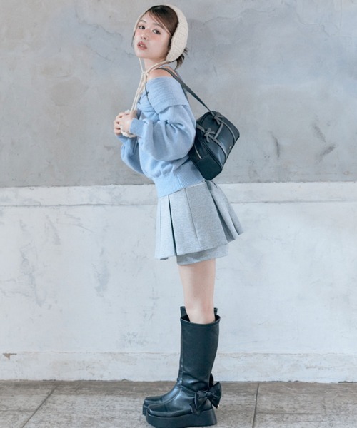 OLIVE des OLIVE（オリーブデオリーブ）の「リボンオフショルニット（ニット/セーター・レディース・ブラック/オフホワイト/サックスブルー・FREE）」の4枚目の写真