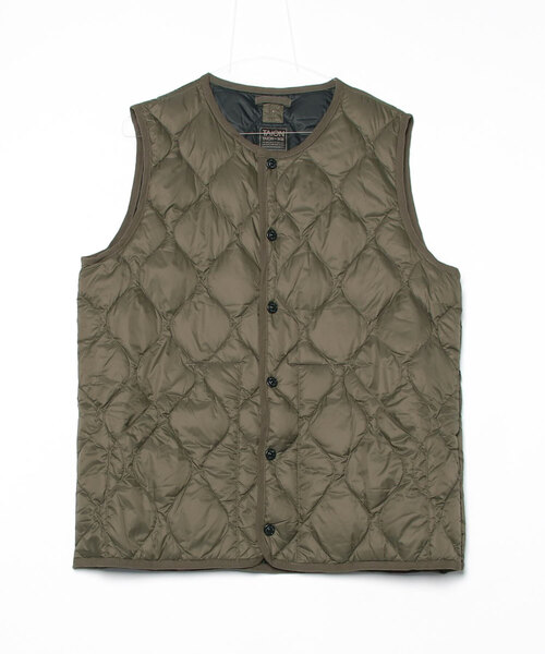 TAION(タイオン)の「【TAION】MILITARY CREW NECK DOWN VEST(SOFT SHELL)(ダウンベスト・メンズ・ブラック/ダークオリーブ・LARGE/MEDIUM/X-LARGE)」の9枚目の写真