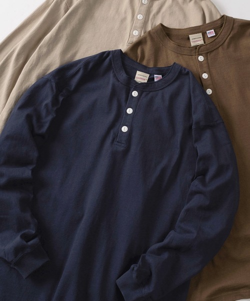Goodwear(グッドウェア)の「【75】【Goodwear/グッドウェア】 ヘビーウェイト USAコットン ヘンリーネック長袖Tシャツ/ロンT/レギュラーシルエット(Tシャツ/カットソー・メンズ・ダークグレー/ダークブルー/ネイビー/ベージュ/ホワイト/ピンク/グリーン/ブラウン/チャコールグレー/グレー/ブラック/カーキ・S/M/L/XL)」の10枚目の写真