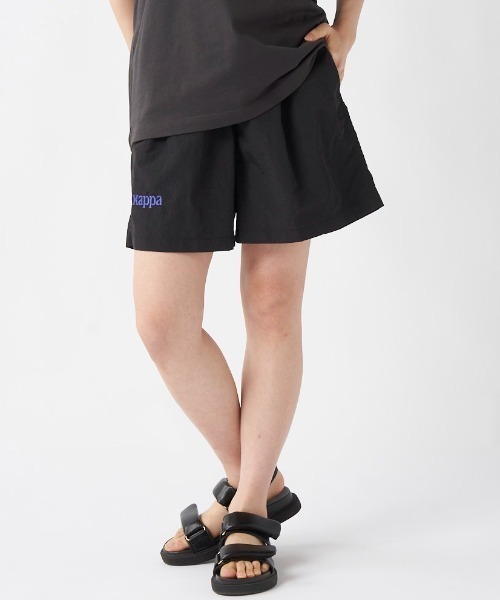 Kappa(カッパ)の「≪ウェルネスシリーズ≫水陸両用 ユニセックス ナイロンハーフパンツ(その他パンツ・レディース・グリーン/ライム/ベージュ/ブラック・SMALL/LARGE/MEDIUM)」の2枚目の写真